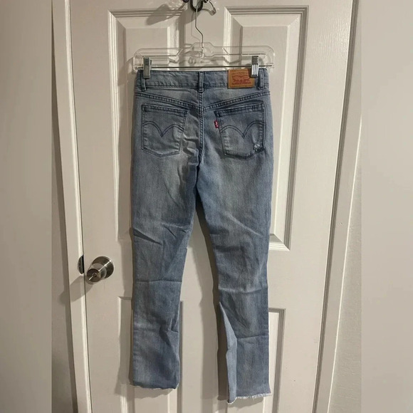 Levi's Girlfriend Girls' Light Wash Jeans Size 12 Reg. - Picture 4 of 8